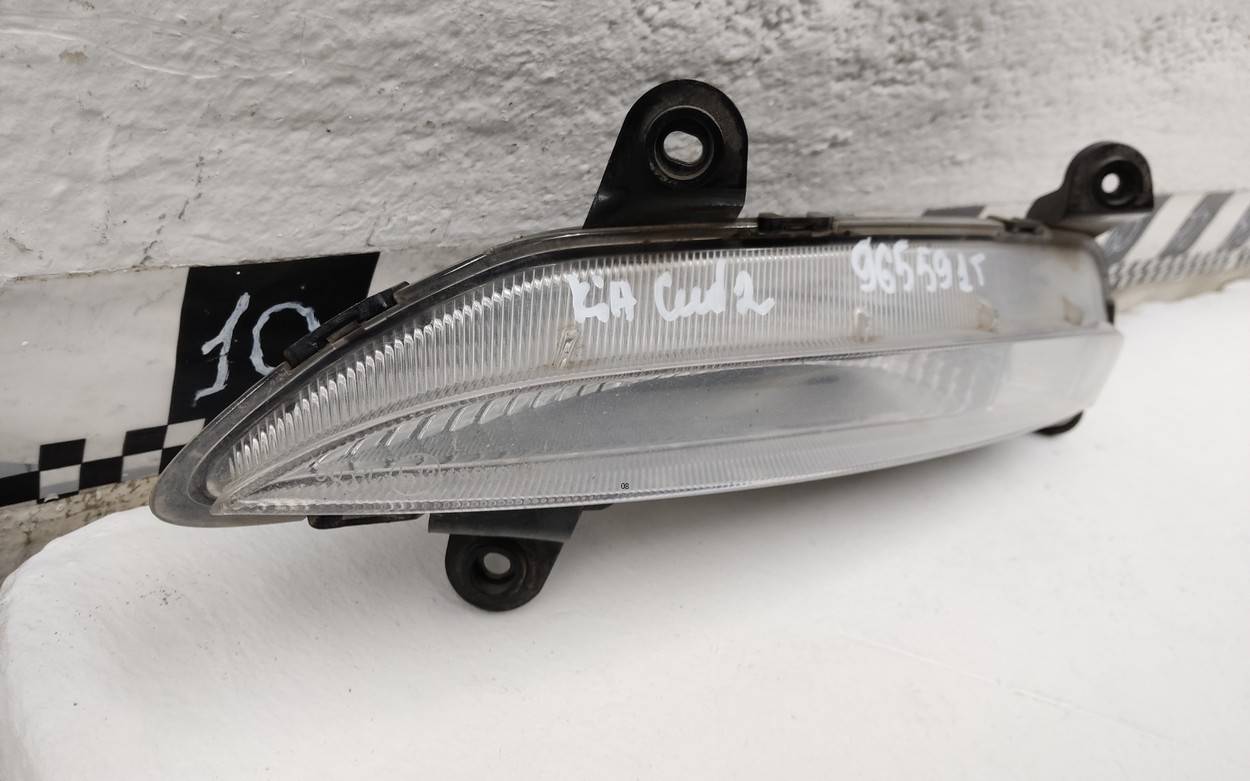 Фара дневного света левая (ходовые огни)