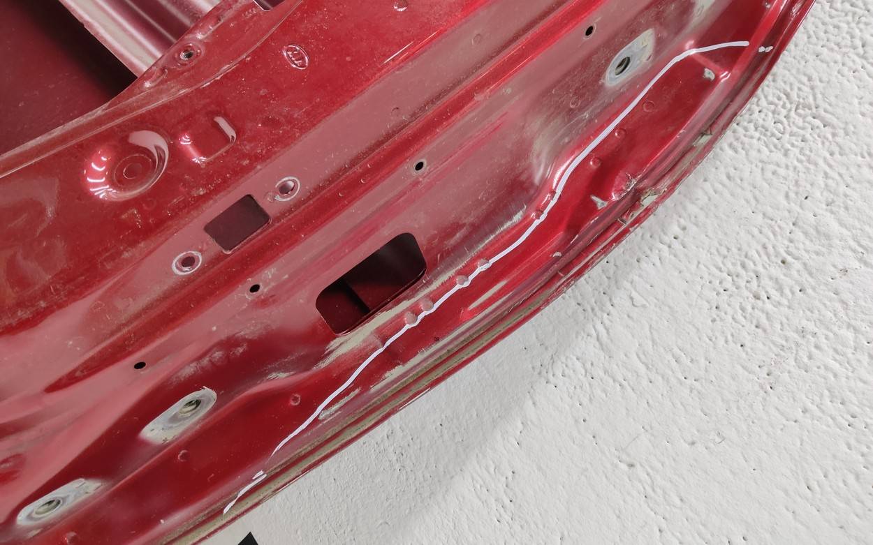 Дверь передняя левая