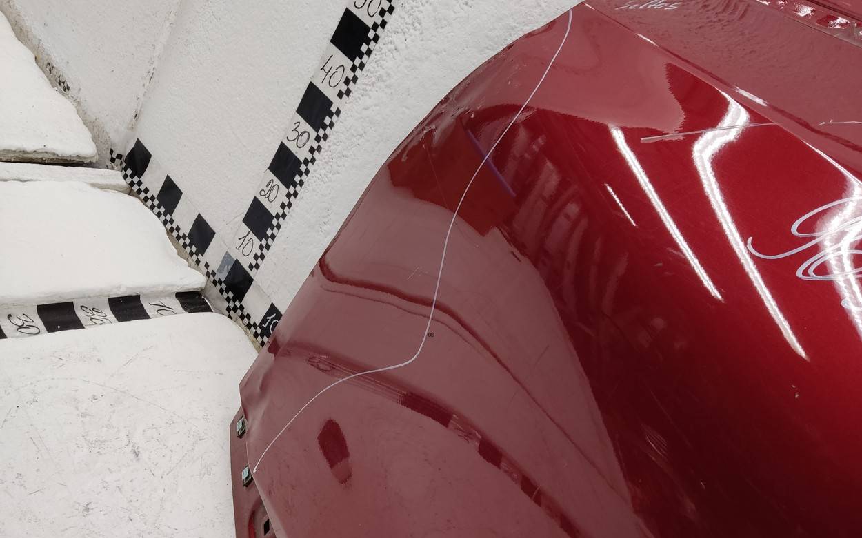 Дверь передняя левая