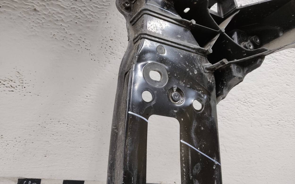 Панель передняя (телевизор)