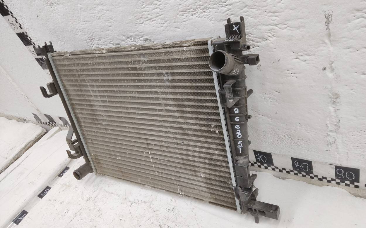 Радиатор охлаждения двигателя основной