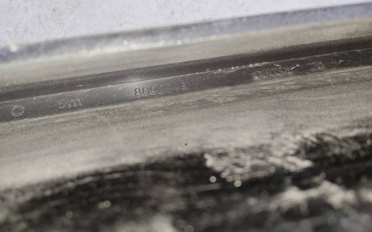 Накладка переднего бампера левая