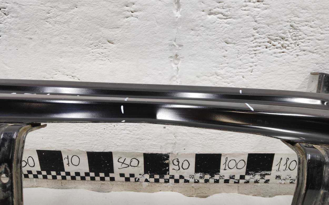 Усилитель заднего бампера