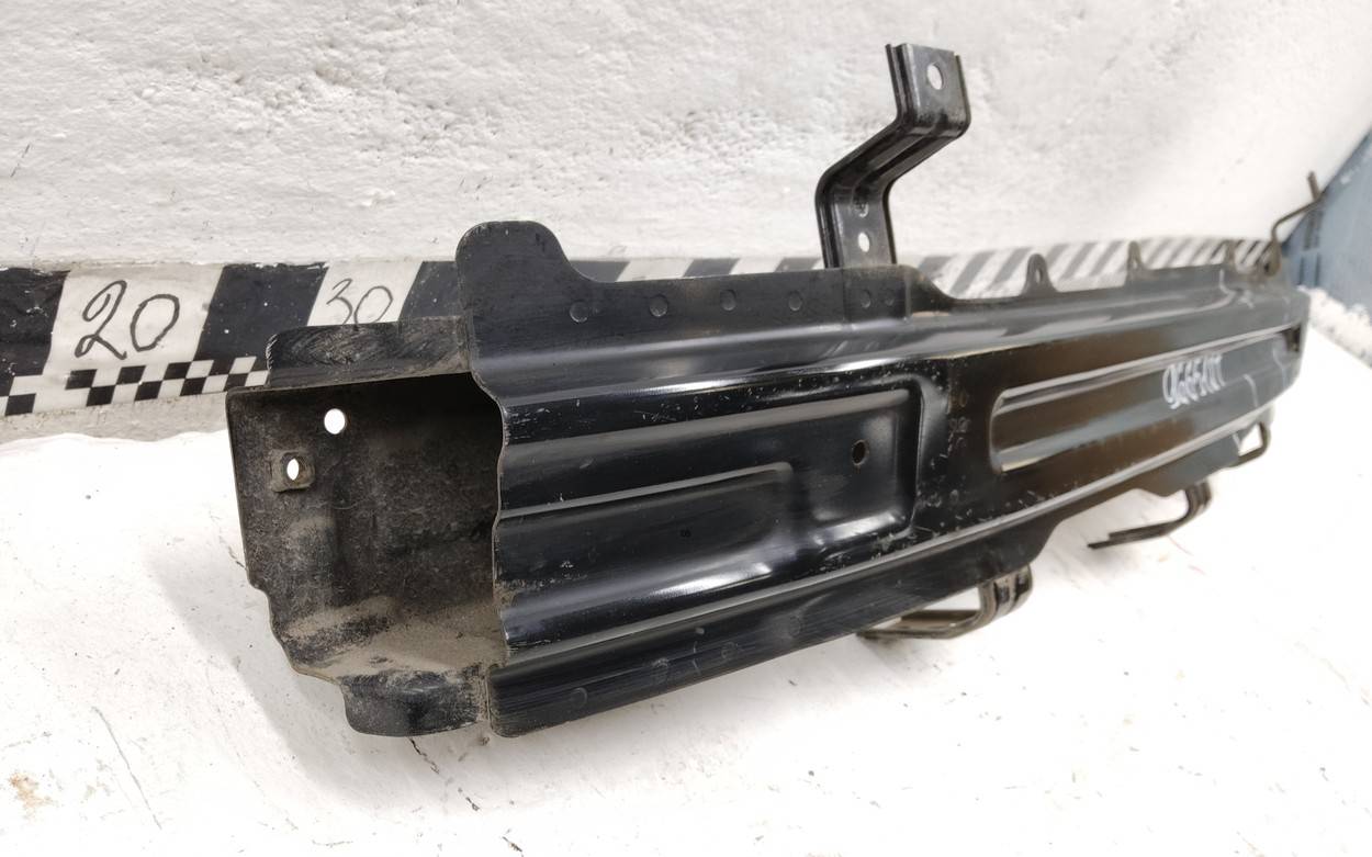 Усилитель заднего бампера