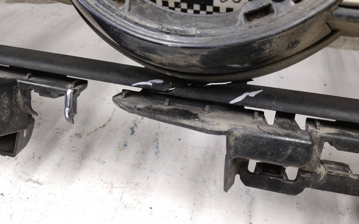 Решетка радиатора