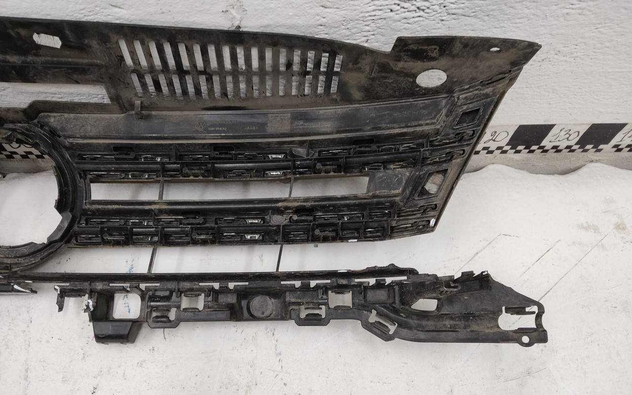 Решетка радиатора