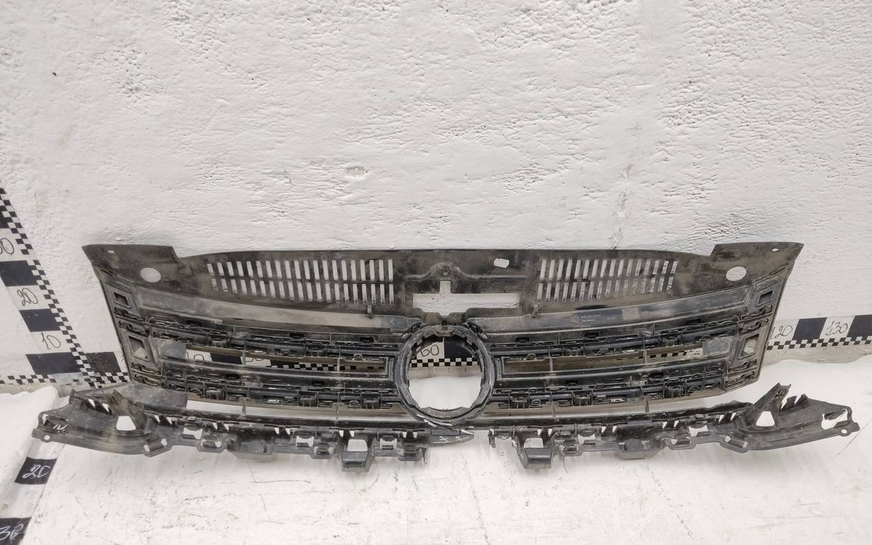 Решетка радиатора