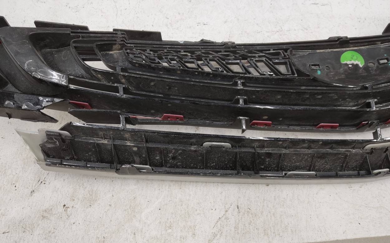 Решетка радиатора