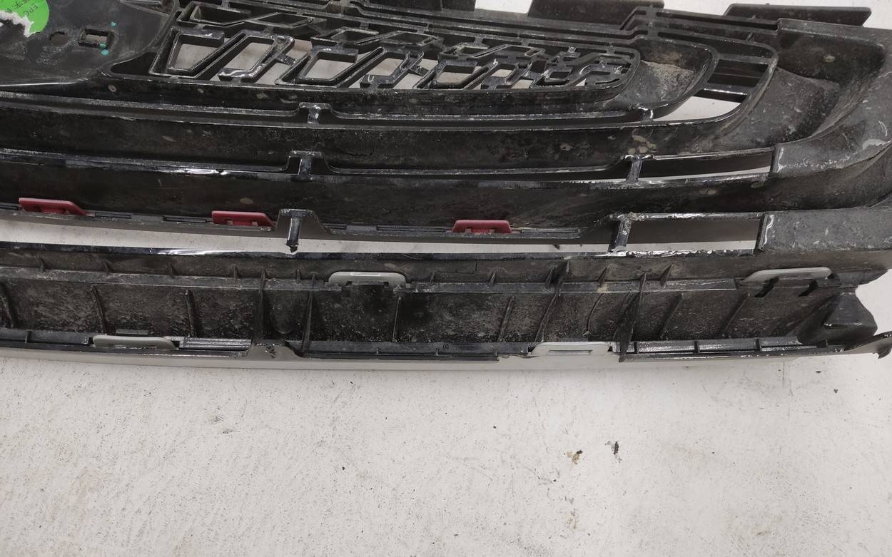 Решетка радиатора