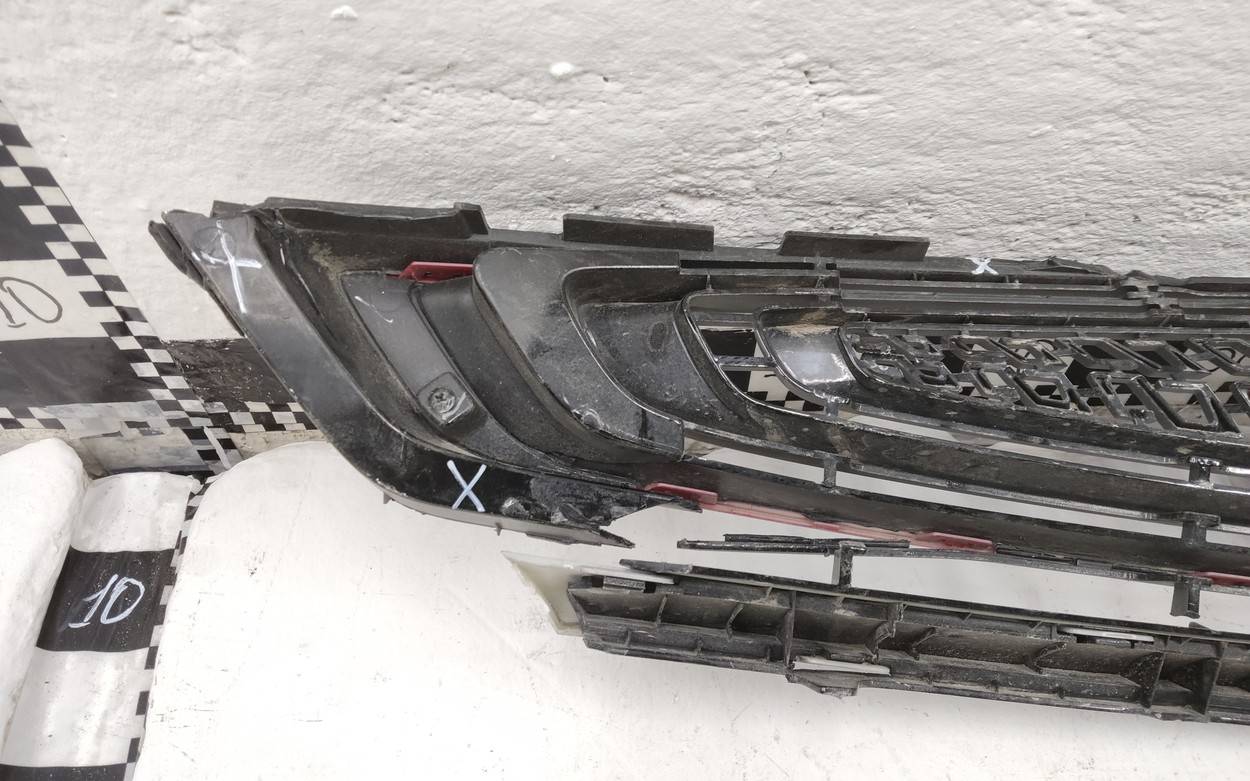 Решетка радиатора