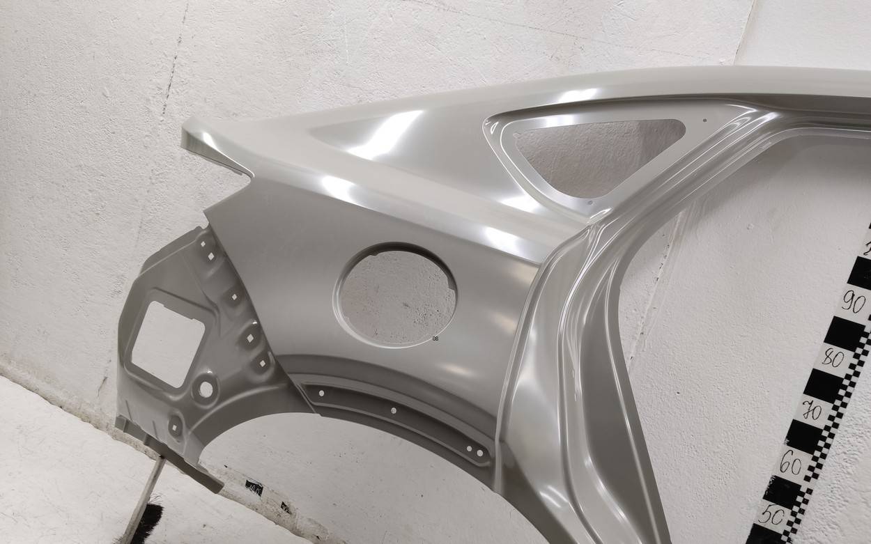 Кузовной элемент