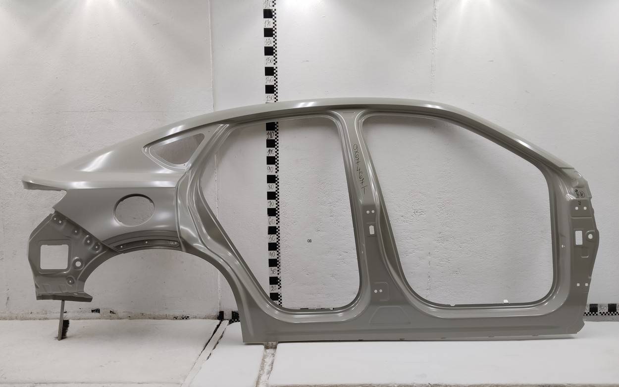 Кузовной элемент