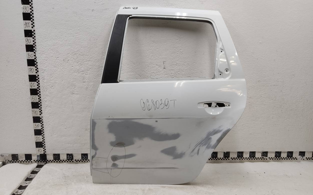 Дверь задняя левая
