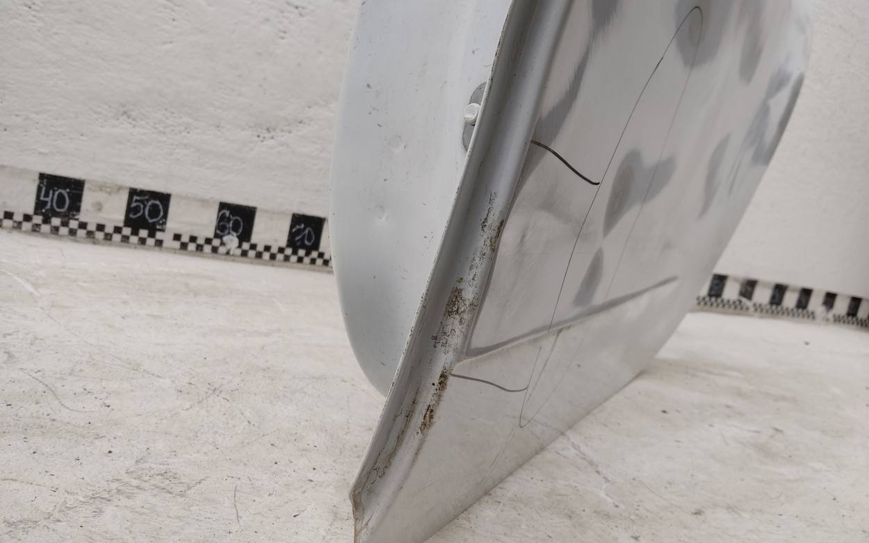 Дверь задняя левая