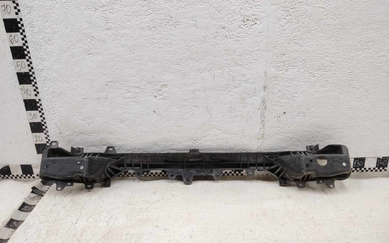 Усилитель заднего бампера