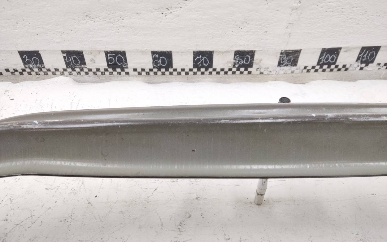 Усилитель переднего бампера