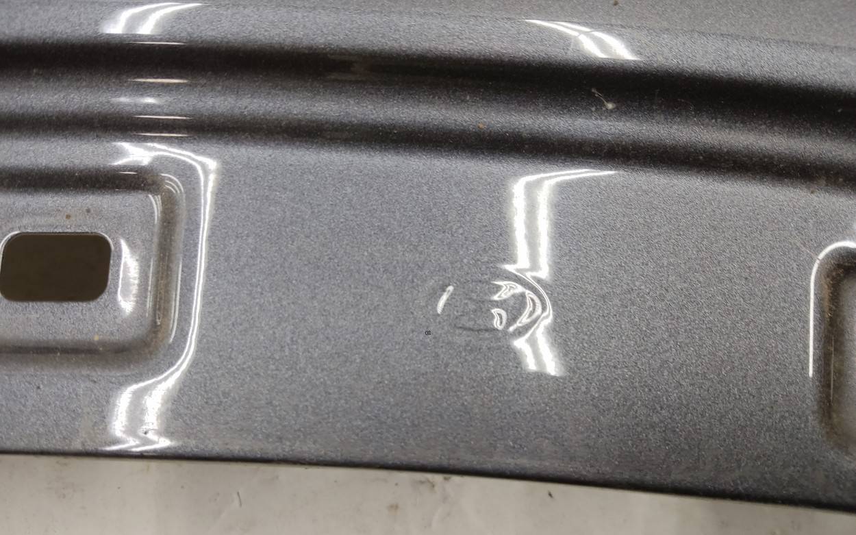 Крыло переднее правое