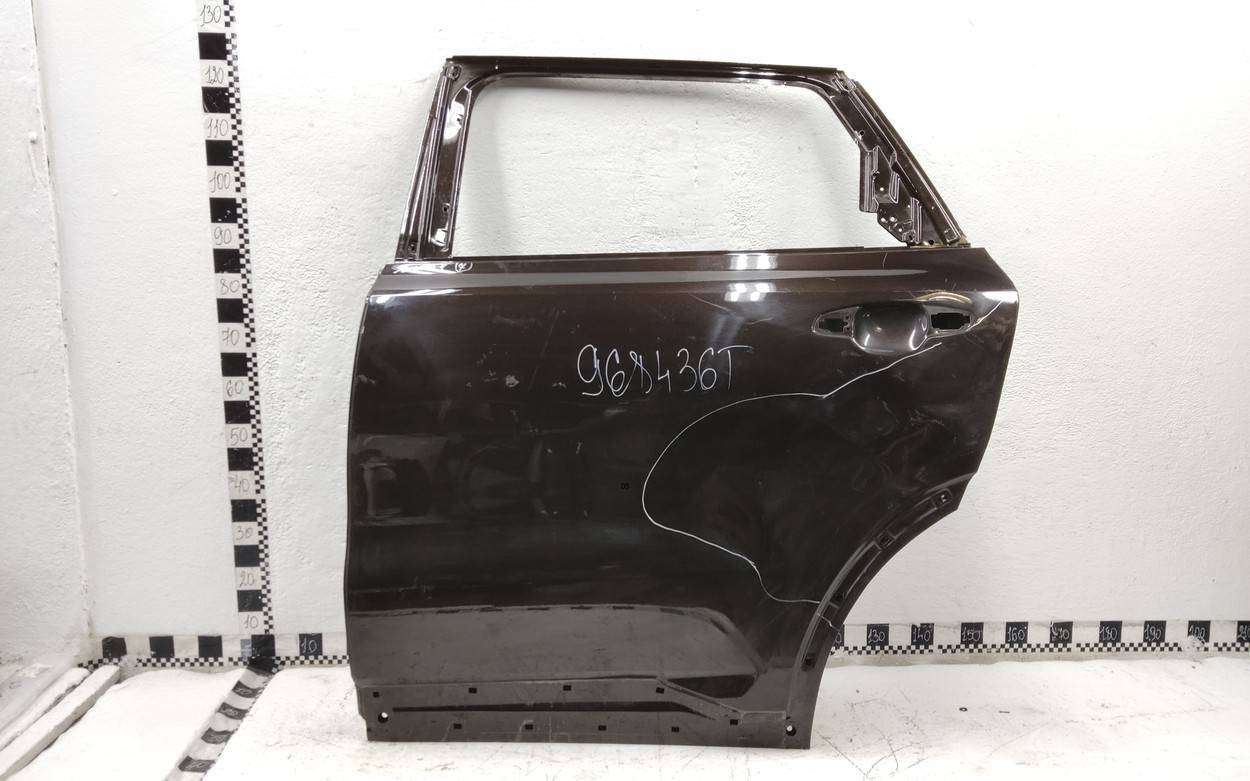 Дверь задняя левая