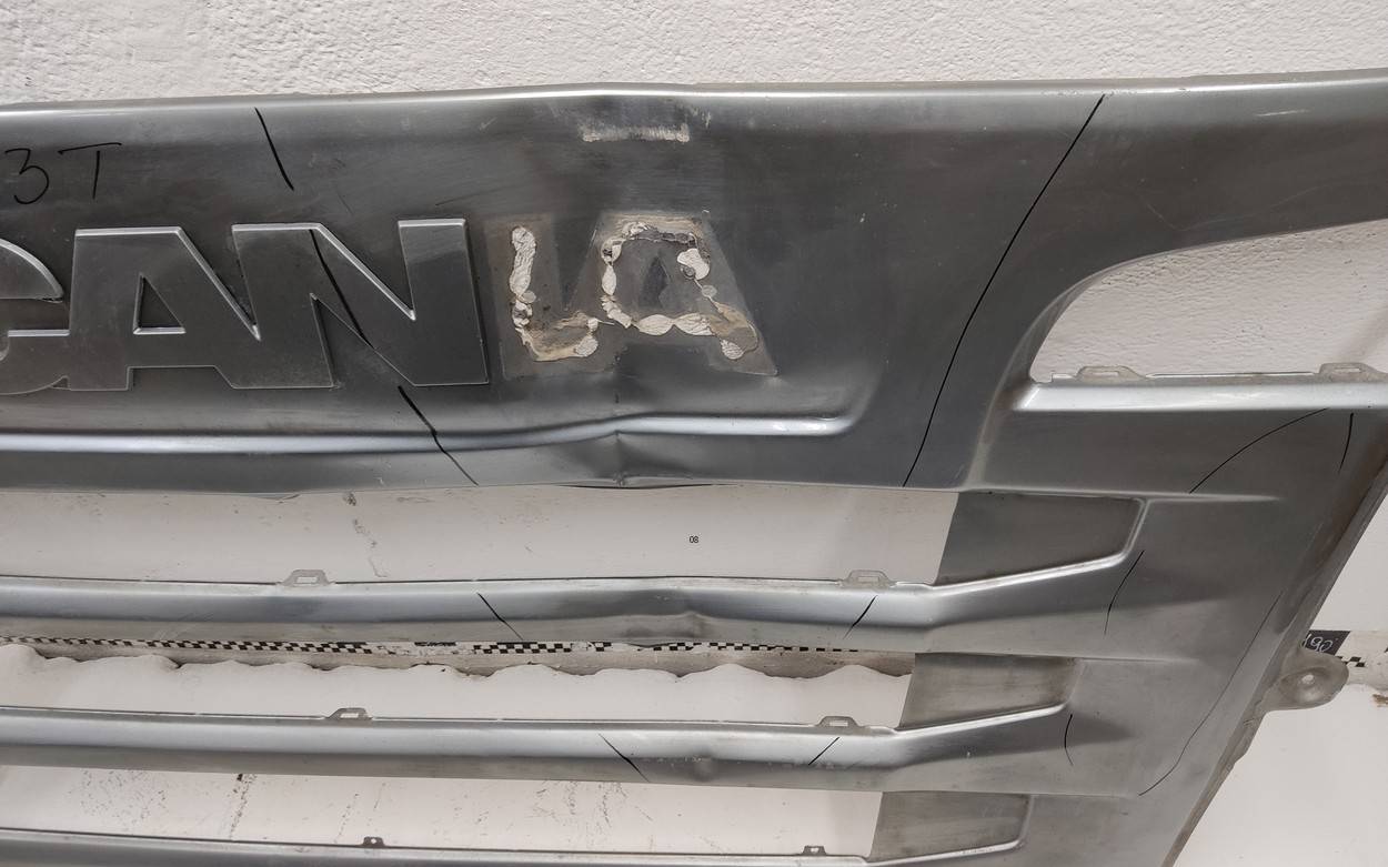 Решетка радиатора