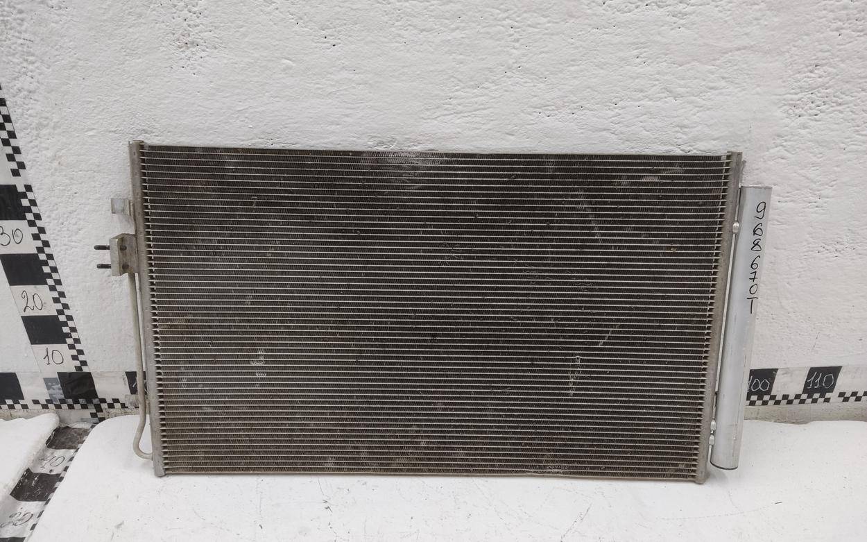 Радиатор кондиционера / конденсер
