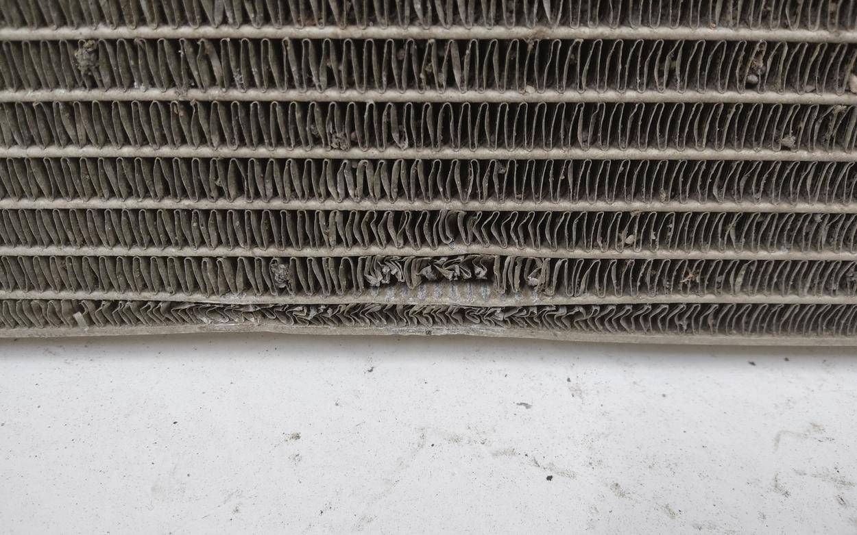 Радиатор кондиционера / конденсер