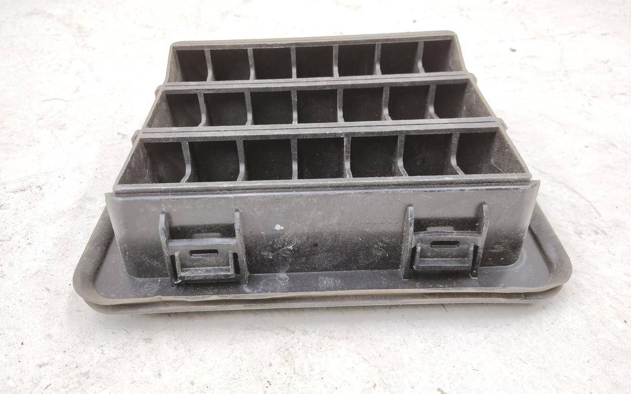 Решетка вентиляционная