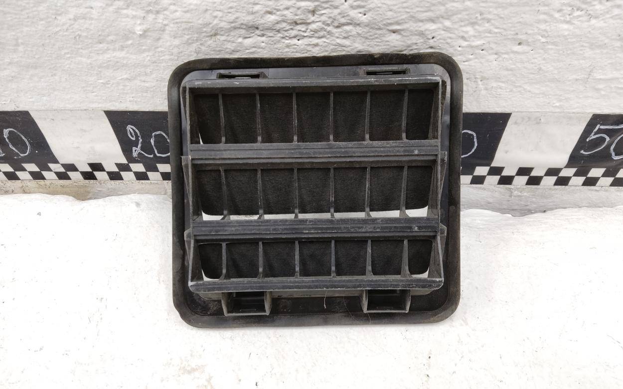 Решетка вентиляционная