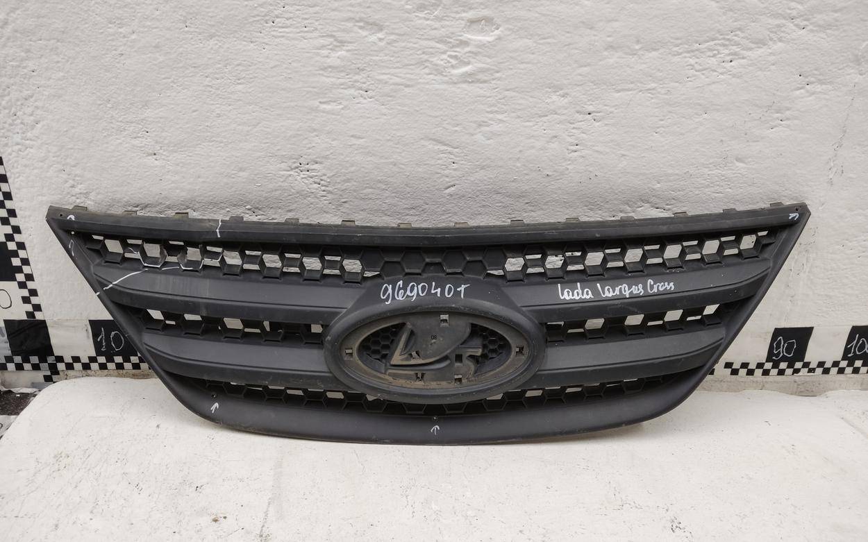 Решетка радиатора