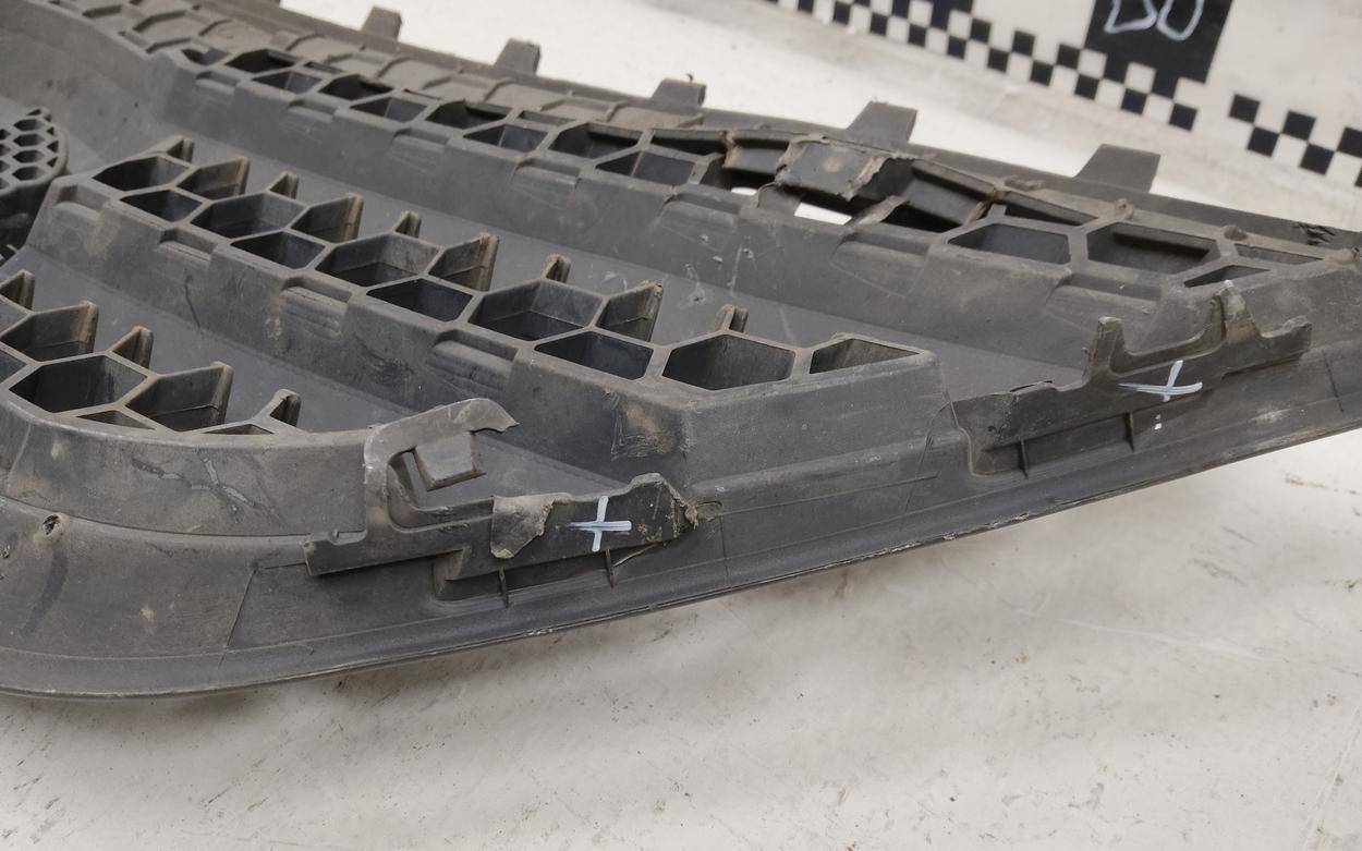 Решетка радиатора