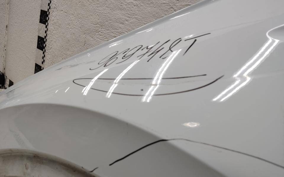 Крыло переднее левое