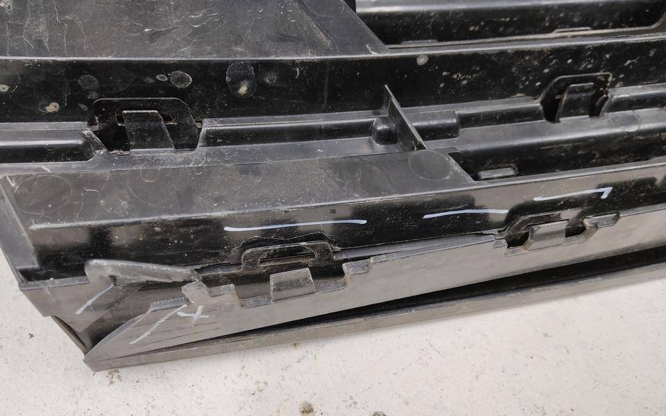 Решетка радиатора