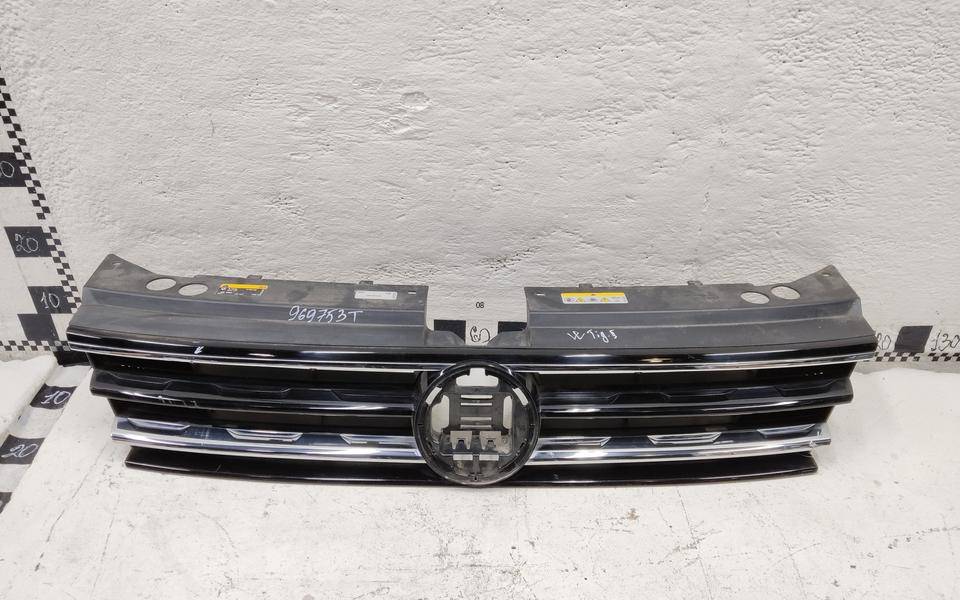 Решетка радиатора