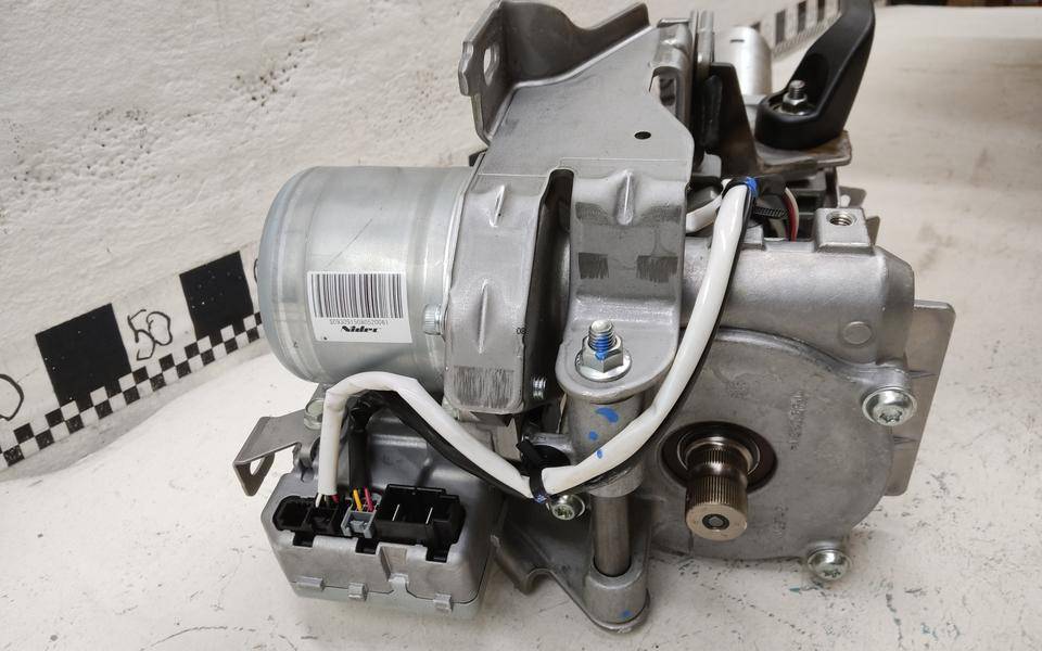 Колонка рулевая