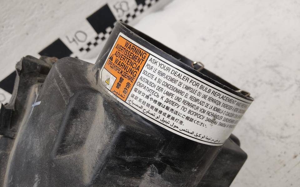 Фара правая