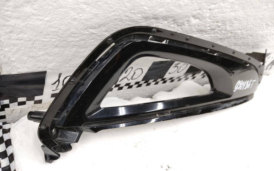 Накладка переднего бампера правая