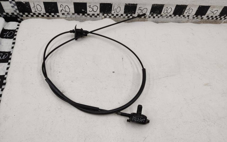 Трос открывания капота