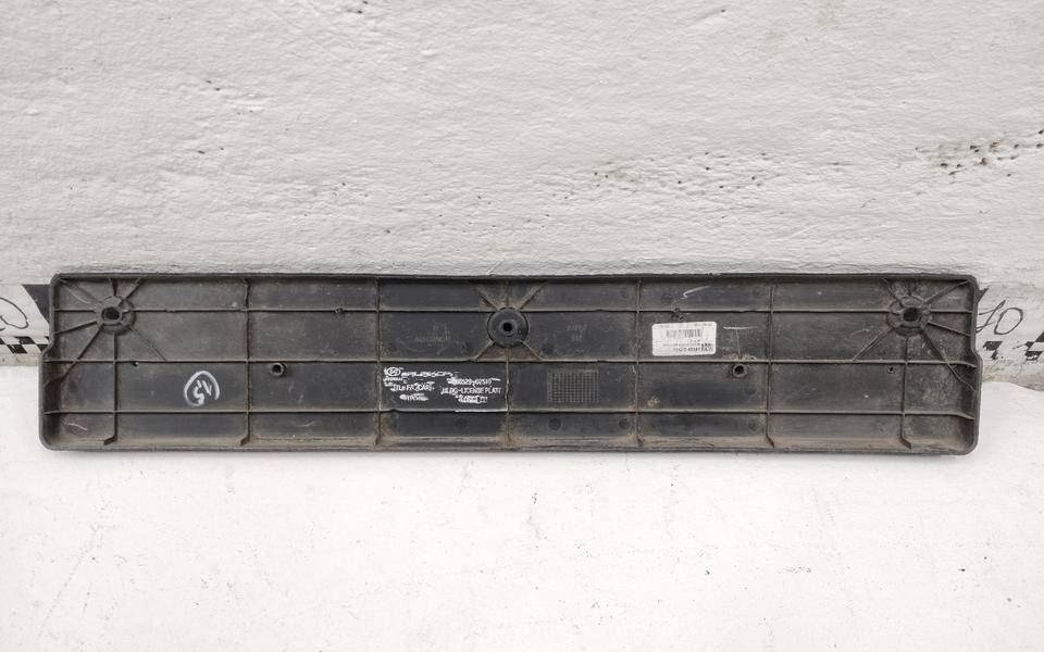 Накладка переднего бампера под номер