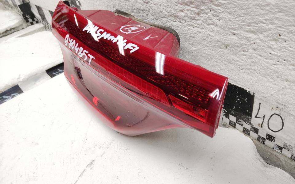 Фонарь задний внутренний левый