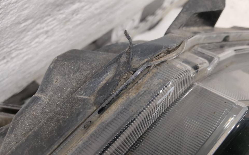 Фара правая