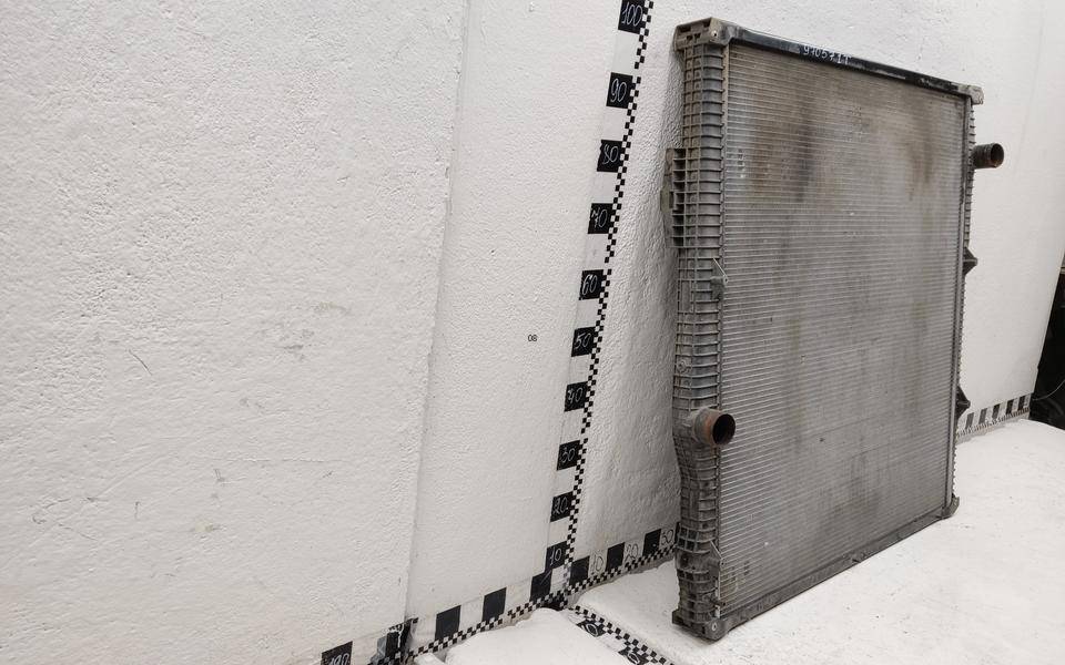 Радиатор охлаждения двигателя основной