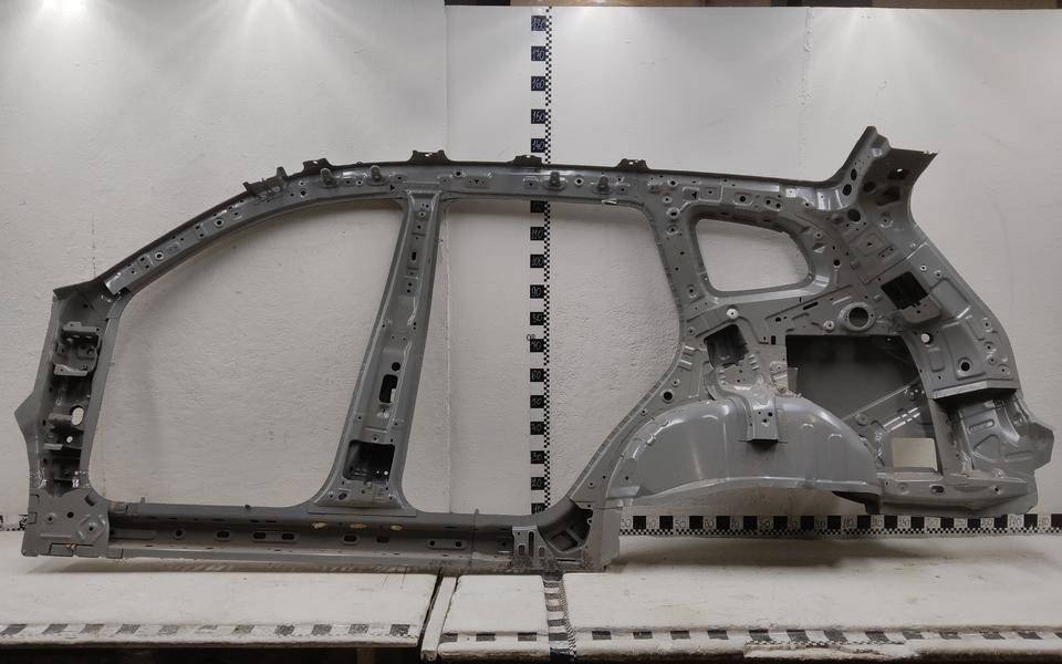 Кузовной элемент