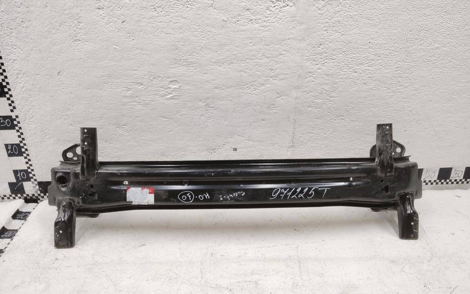 Усилитель переднего бампера