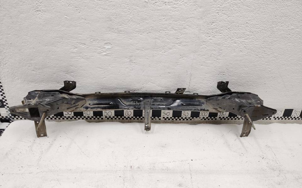 Усилитель заднего бампера