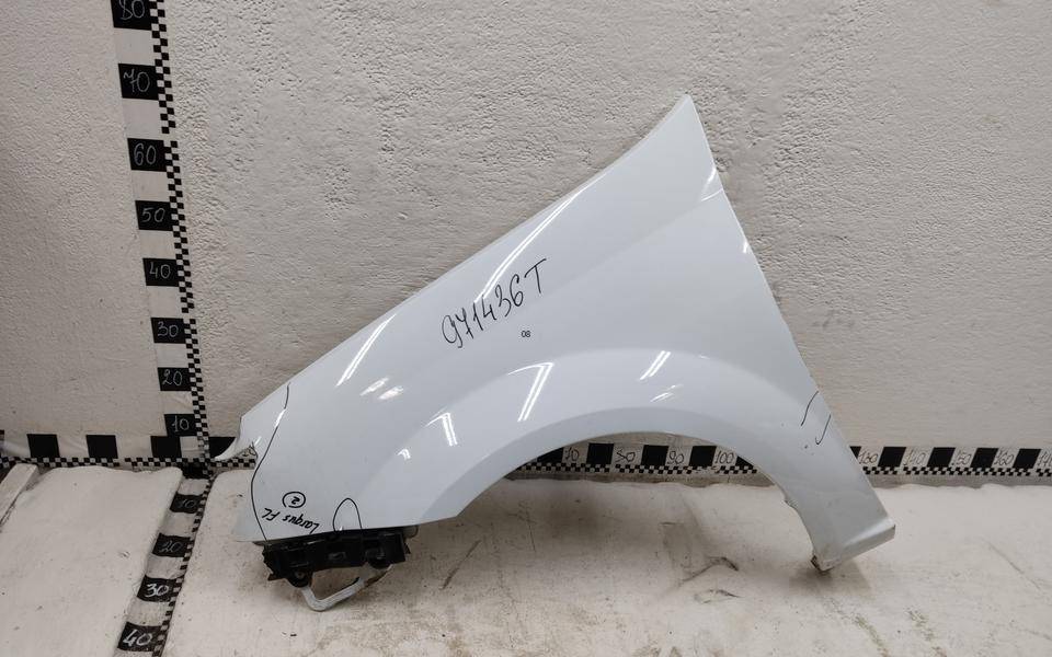 Крыло переднее левое