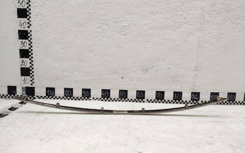 Накладка двери багажника