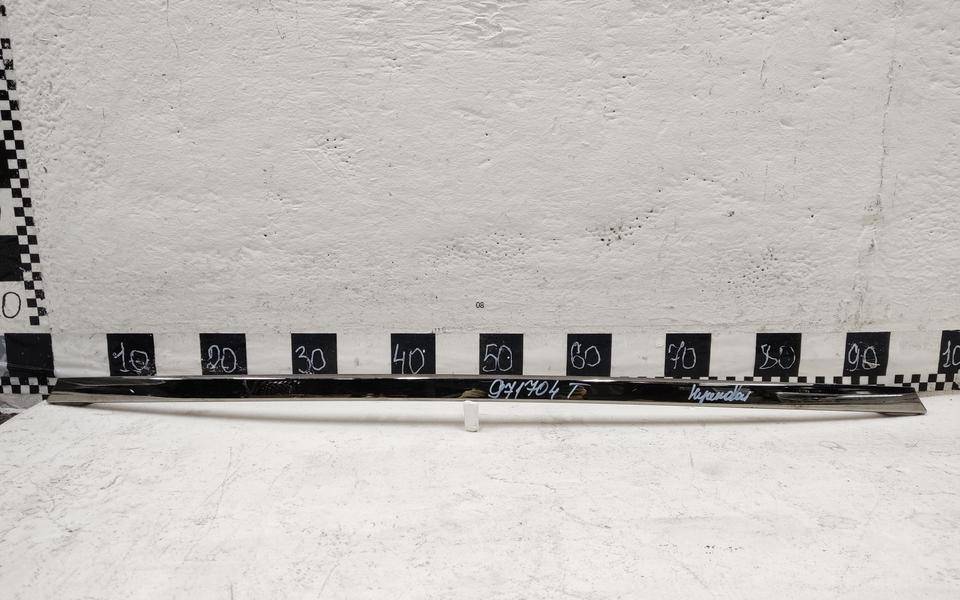 Накладка двери багажника