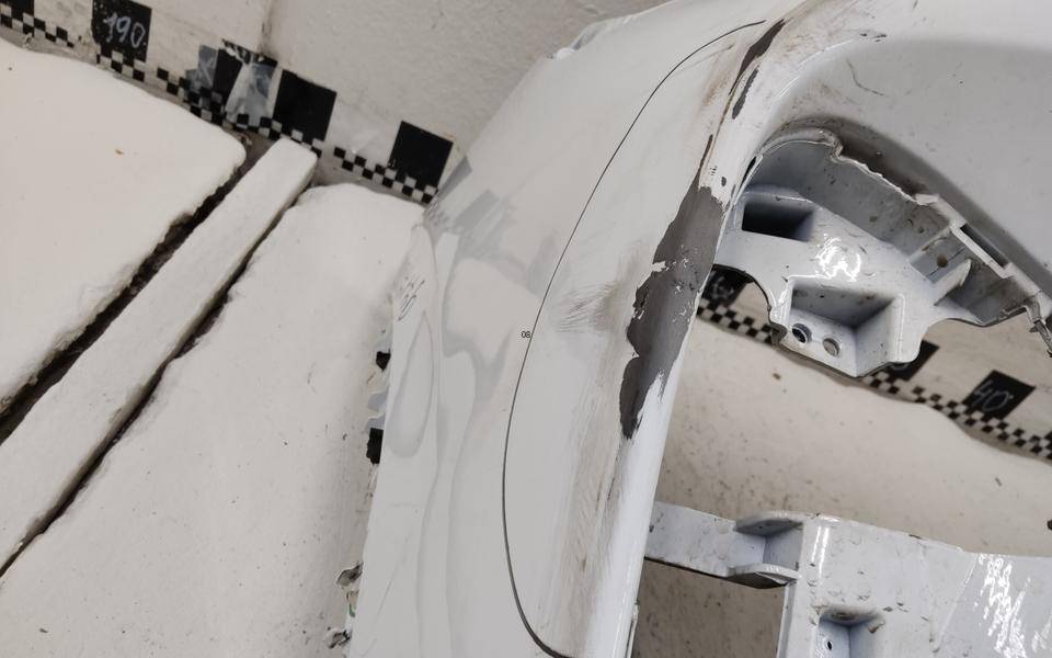 Бампер передний