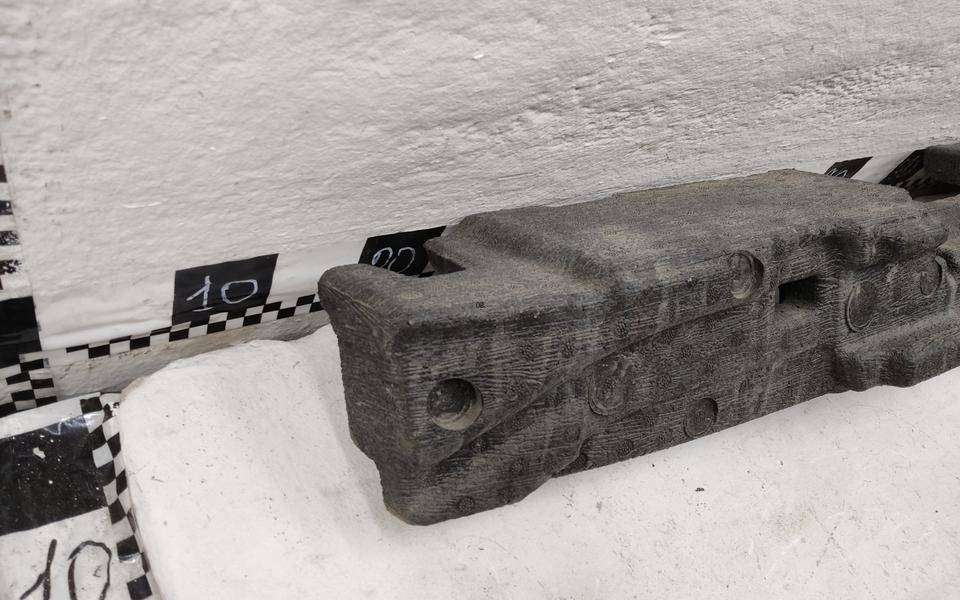 Наполнитель переднего бампера