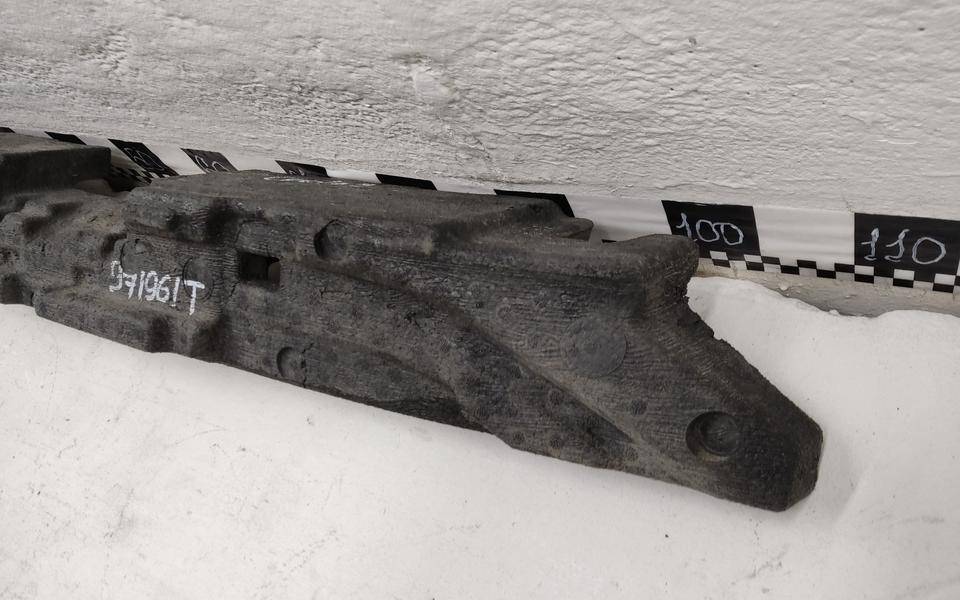 Наполнитель переднего бампера