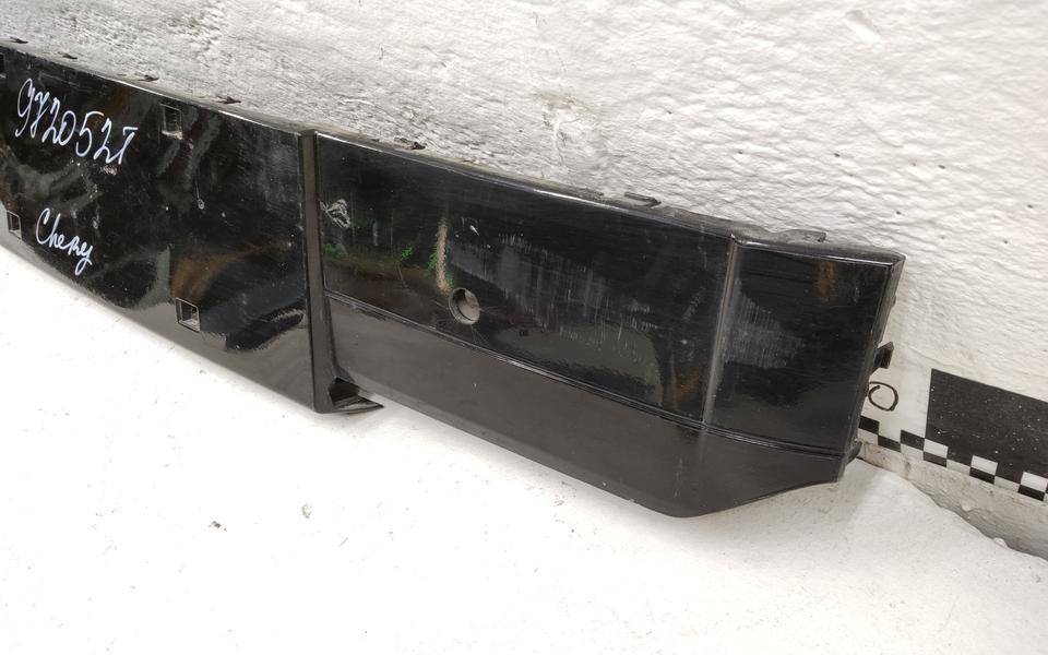 Накладка переднего бампера под номер